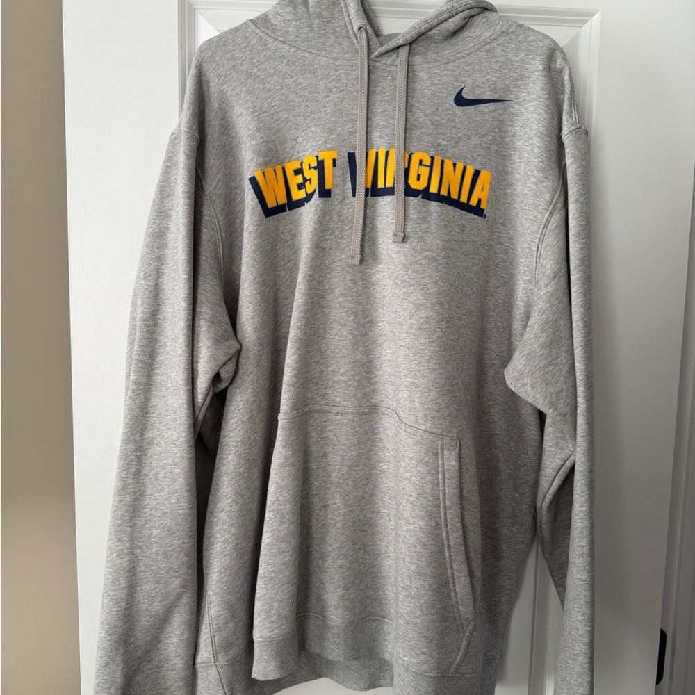 Nike Men’s Gray West Virginia Pullover Hoodie